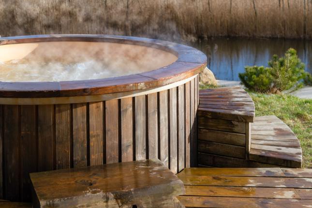 Wood Fired Hot Tub in West Midlands